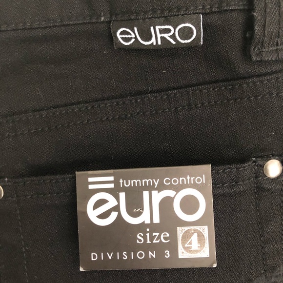 Euro Brand Black Tummy Control Jeans NWT - Picture 5 of 7